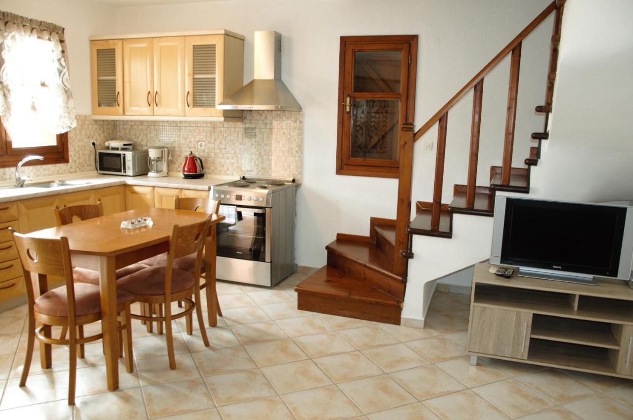 Mani Villas Skala Sotiros Luaran gambar