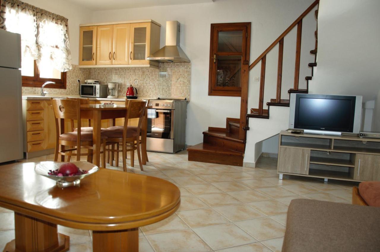 Mani Villas Skala Sotiros Luaran gambar