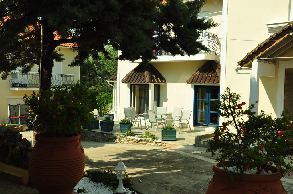 Mani Villas Skala Sotiros Luaran gambar